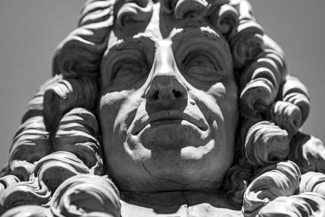 Photo Pear sculpture