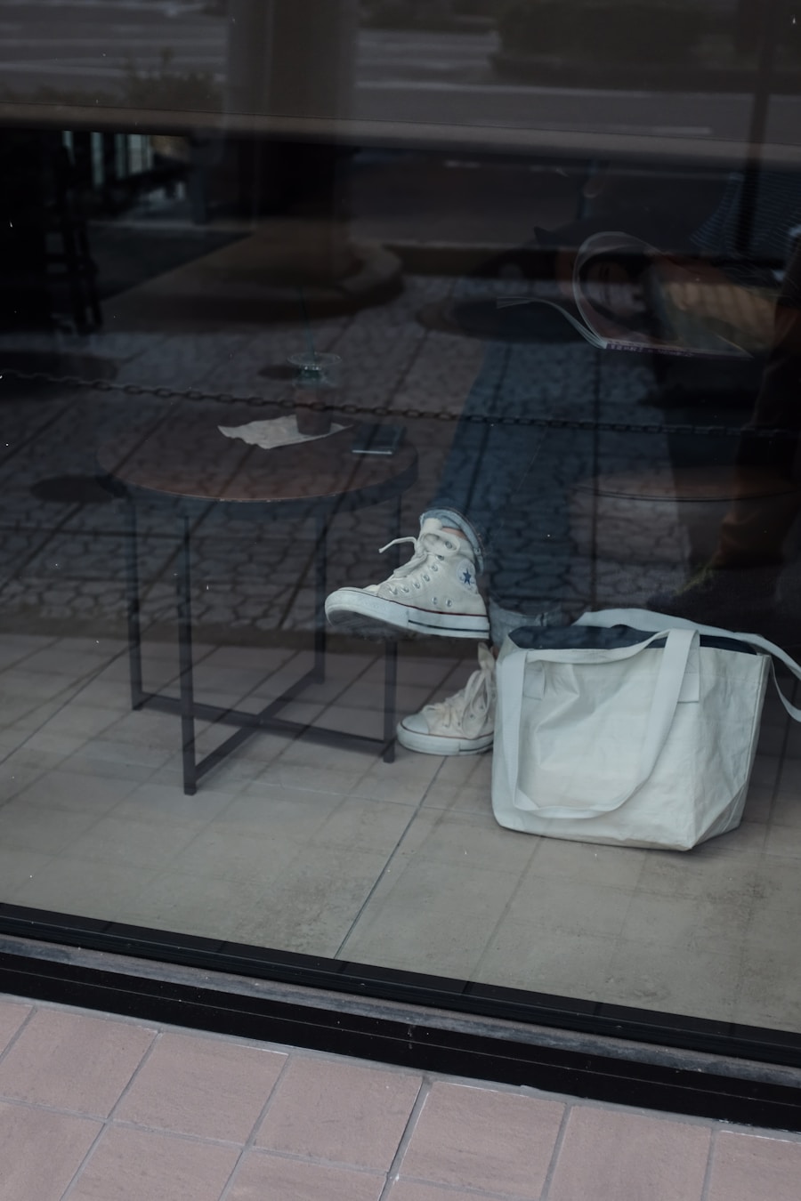 Photo white handbag